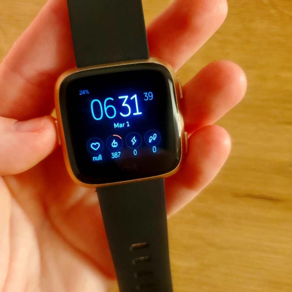 Fitbit Versa SE Rose Gold